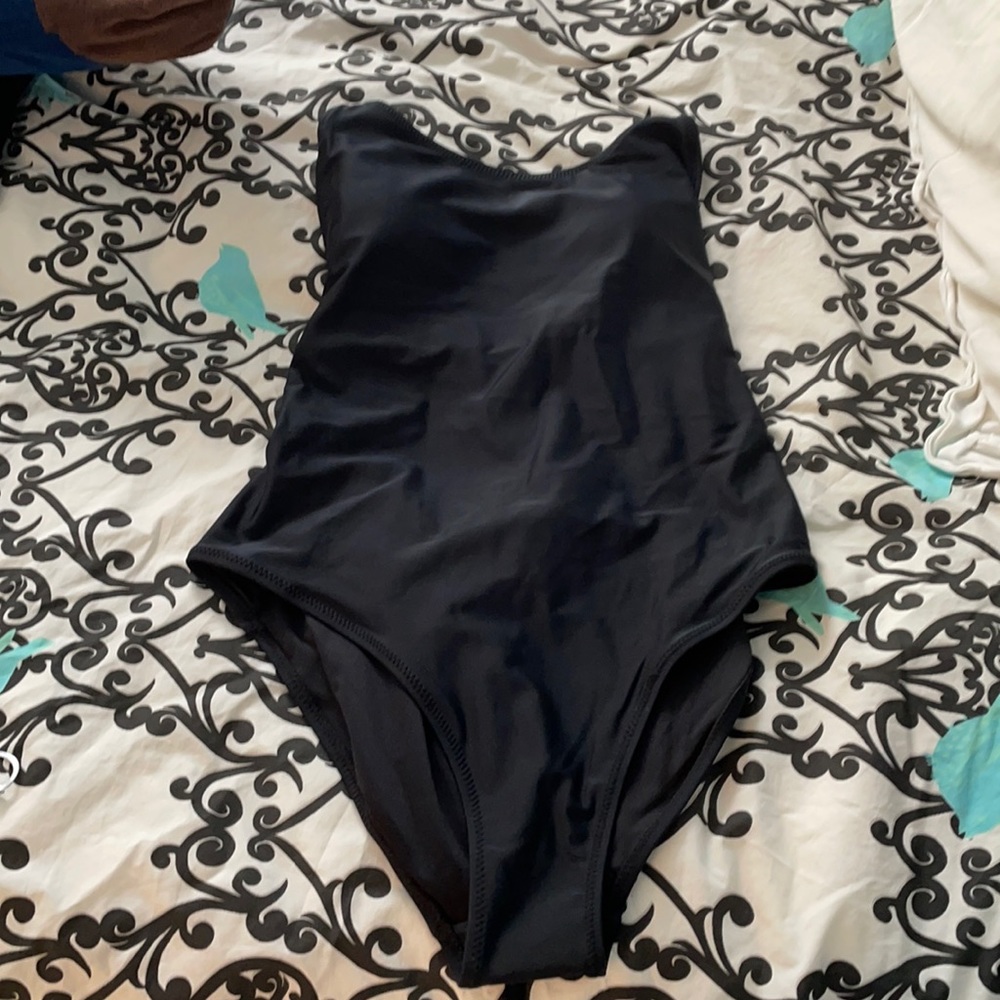 Old Navy black one piece size m scooped neck